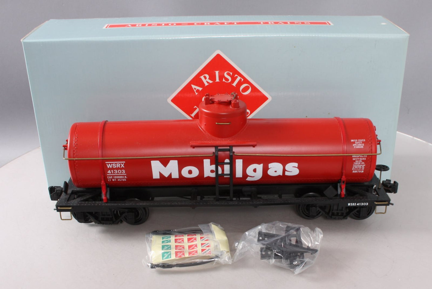 Aristo-Craft 41303 Mobilgas Single Dome Tank Car