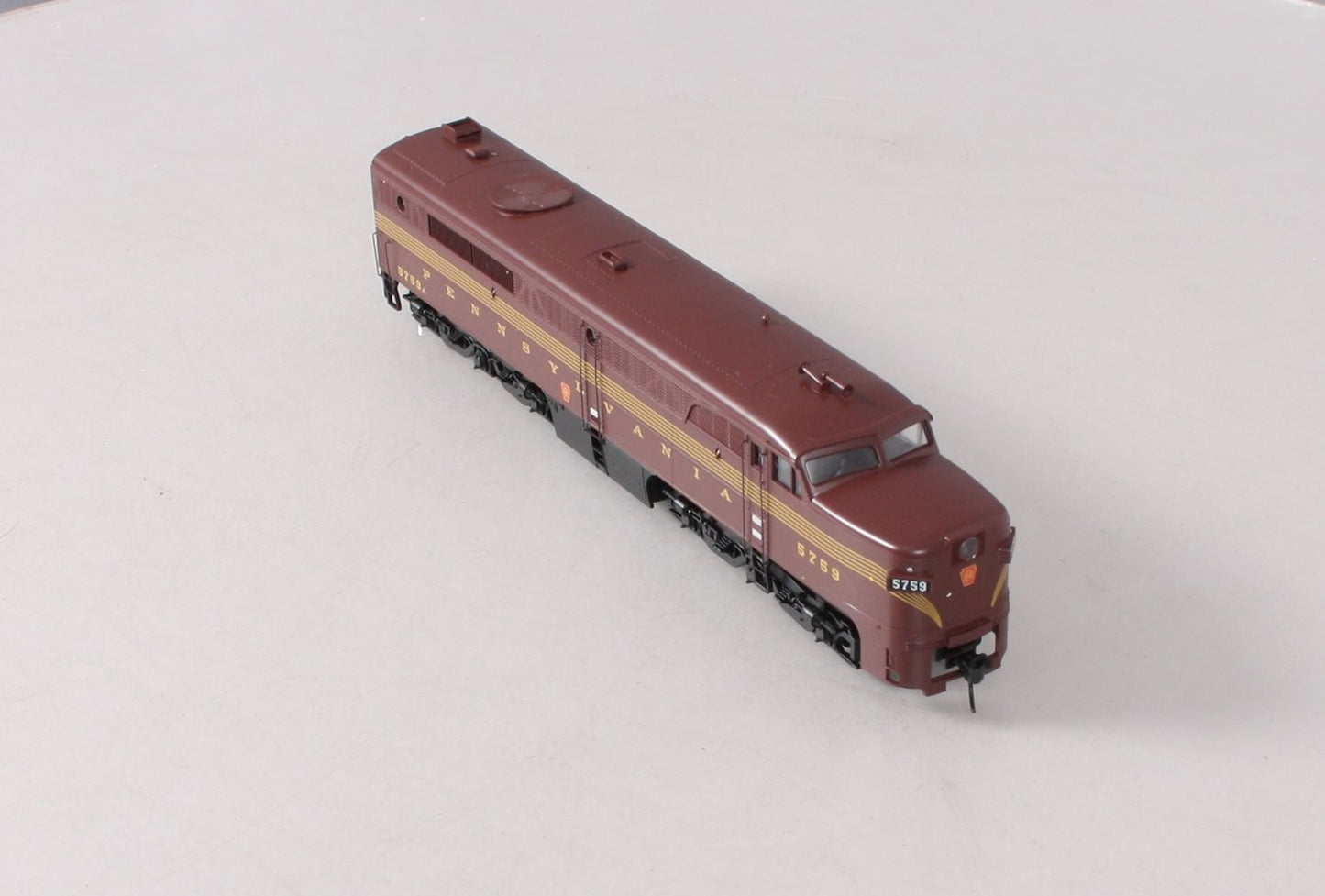 Walthers 910-10070 HO Pennsylvania ALCO PA Diesel Locomotive Standard DC #5759A