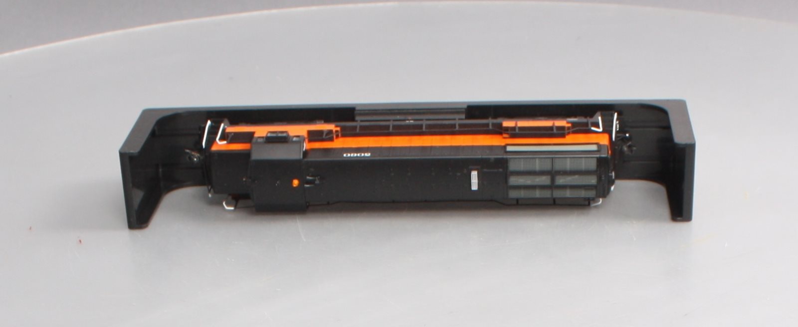 Bowser 24529 HO Milwaukee Road U25b #5060