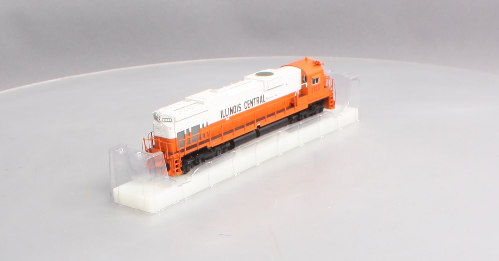 Bowser 23573 HO Illinois Central ALCo Century C-636 Diesel Locomotive #1100