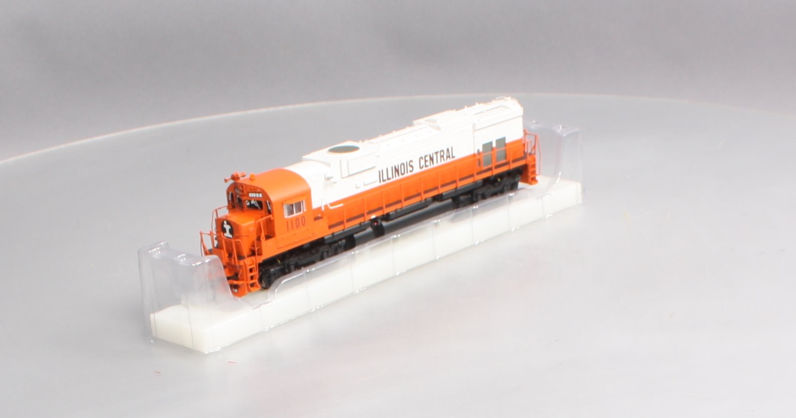 Bowser 23573 HO Illinois Central ALCo Century C-636 Diesel Locomotive #1100