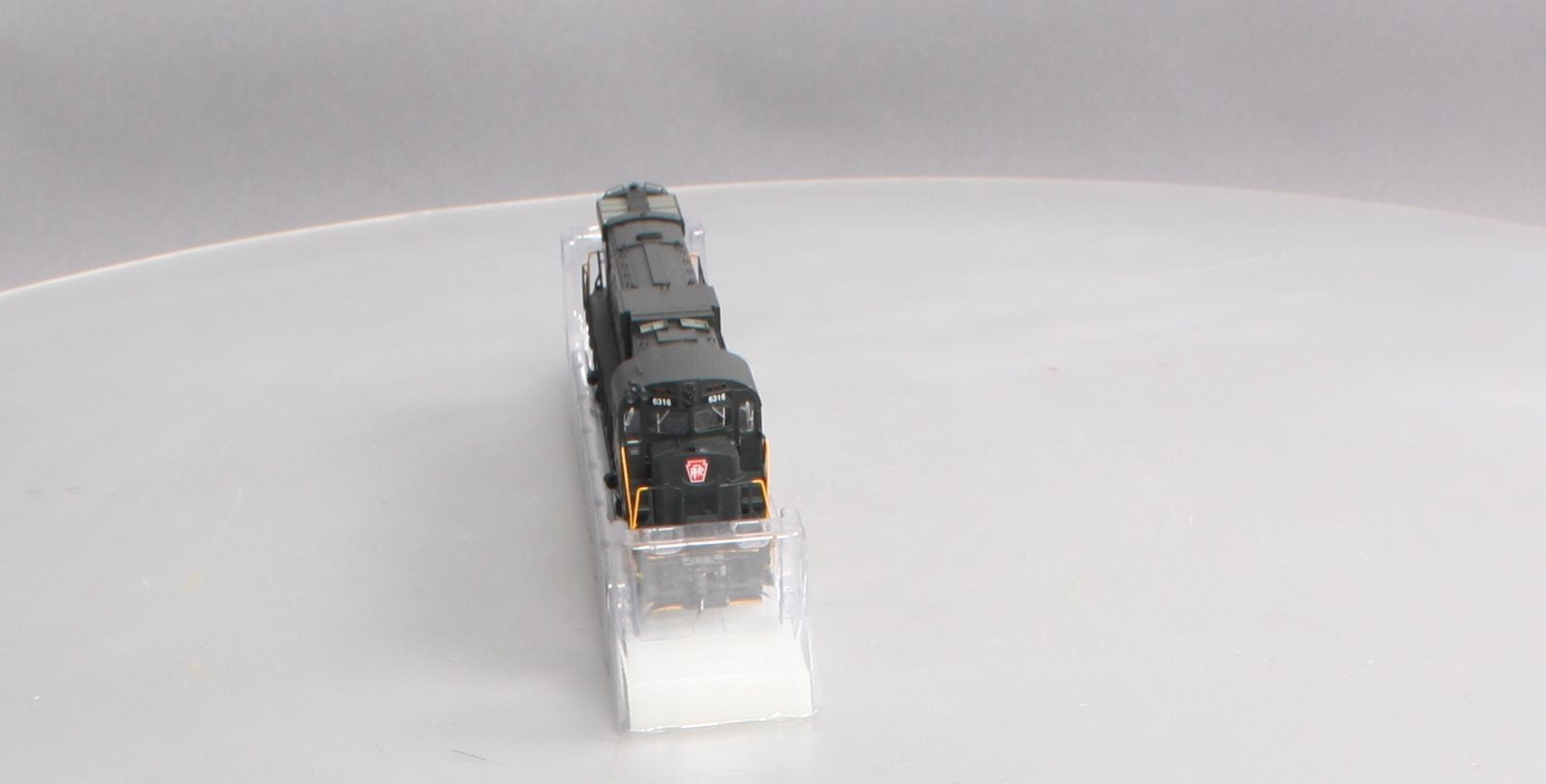 Bowser 23795 Bowser Alco C630 w/Tri-Mount Trucks - Standard DC - Executive Line