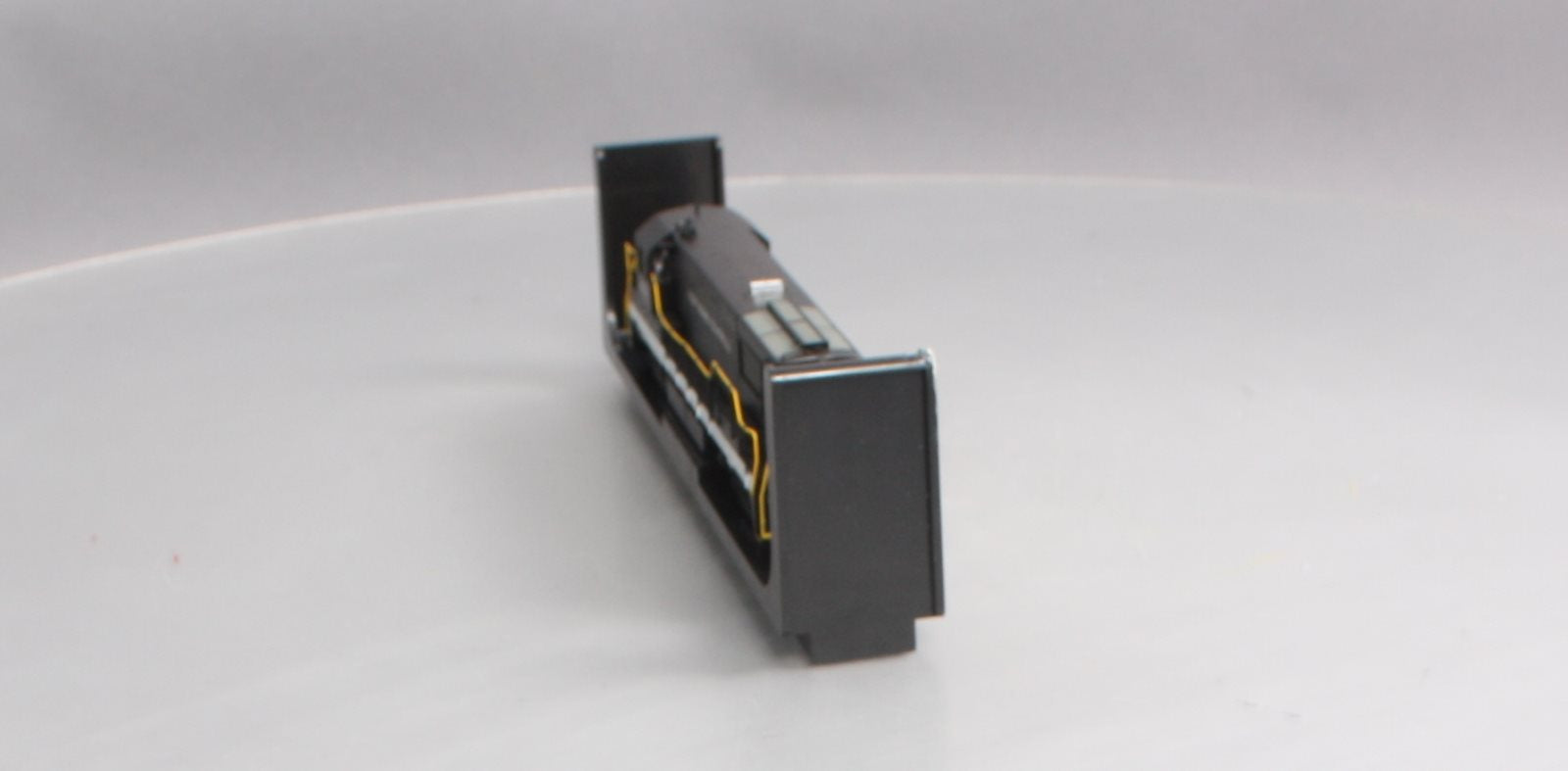 Bowser 24535 HO New York Central U25b #2561