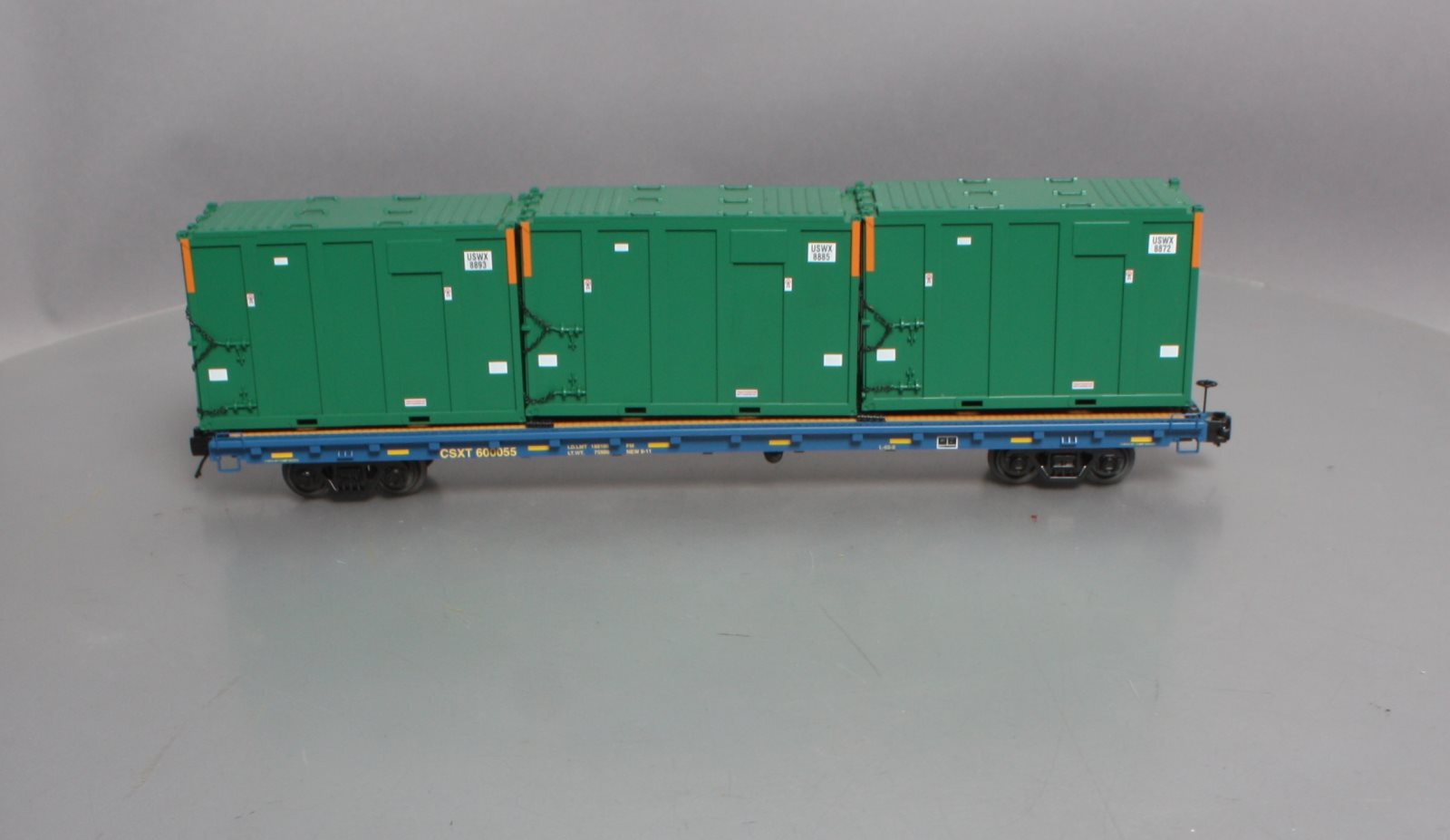 MTH 20-95257 O CSX 60' Flatcar w/Trash Containers