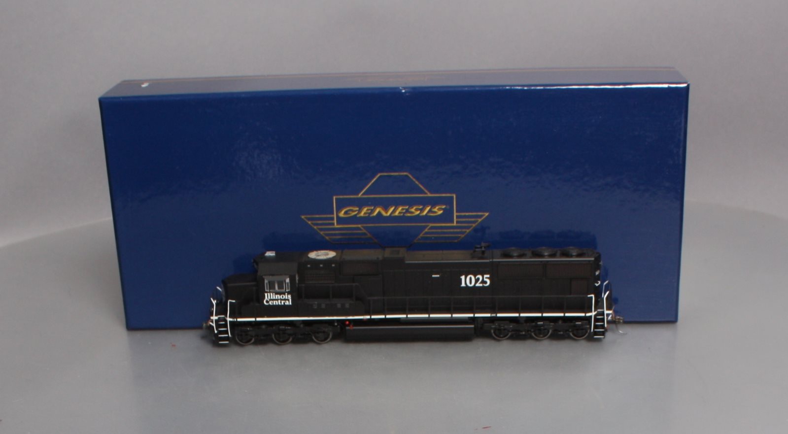 Athearn G69197 HO Illinois Central EMD SD70 Diesel Locomotive #1025