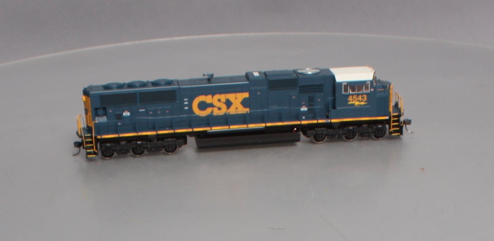 Athearn G64796 HO CSX SD70MAC Phase VIIIb Diesel Locomotive #4543