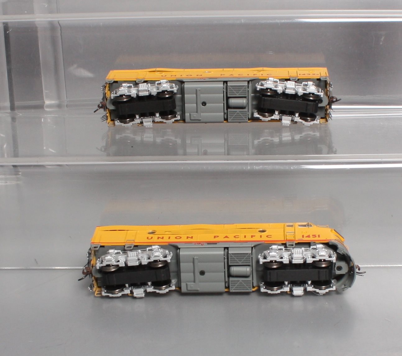 Athearn G22754 HO Union Pacific/Passenger F3A/F3B Diesel Set #1451/#1432B