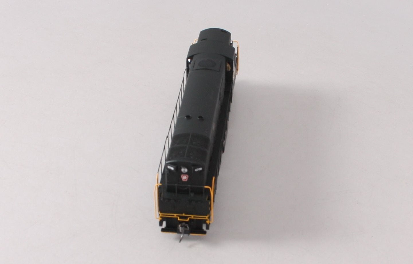 Atlas 7882 HO Scale PRR FM Trainmaster Phase 2 Diesel Locomotive #6708