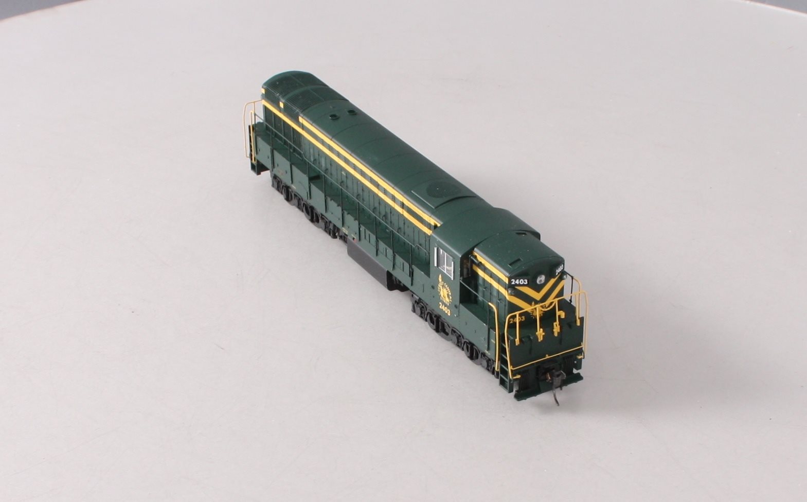 Atlas 7869 HO Trainmaster Phase 1b, CNJ #2403