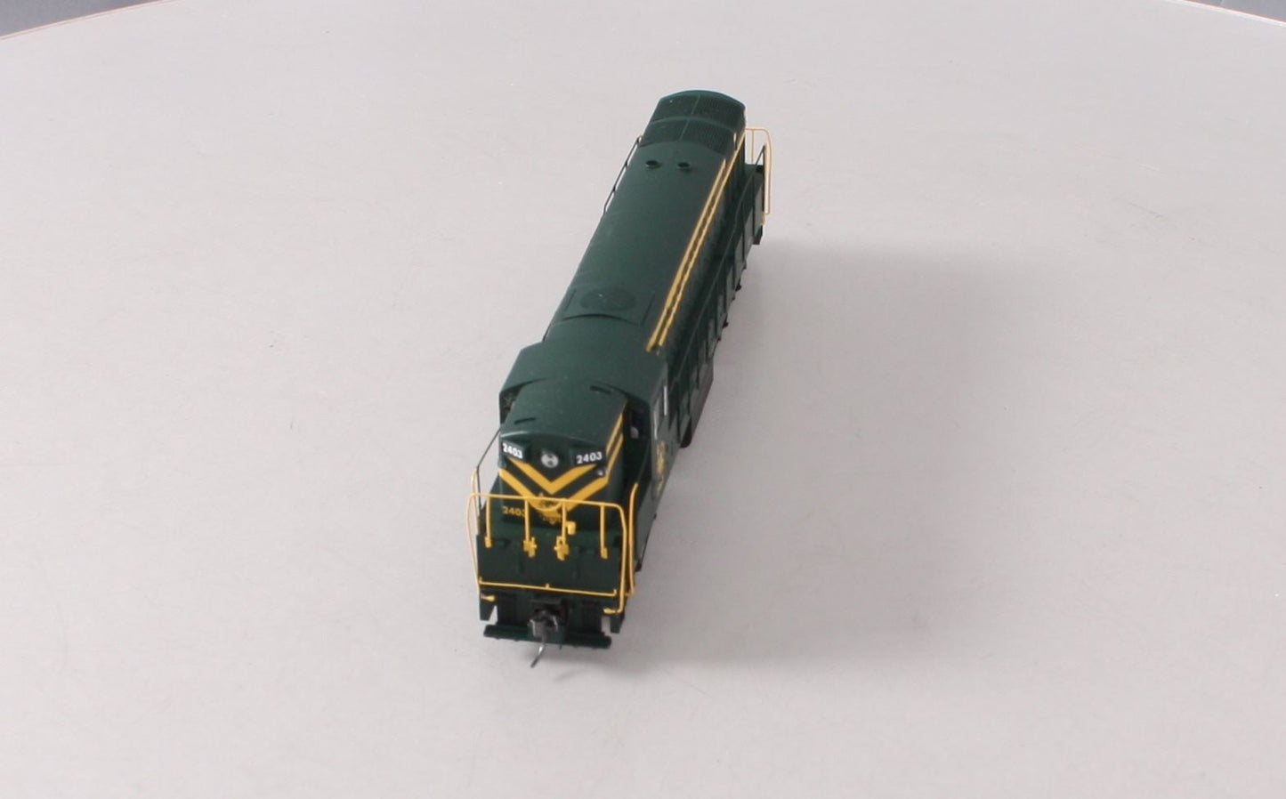 Atlas 7869 HO Trainmaster Phase 1b, CNJ #2403