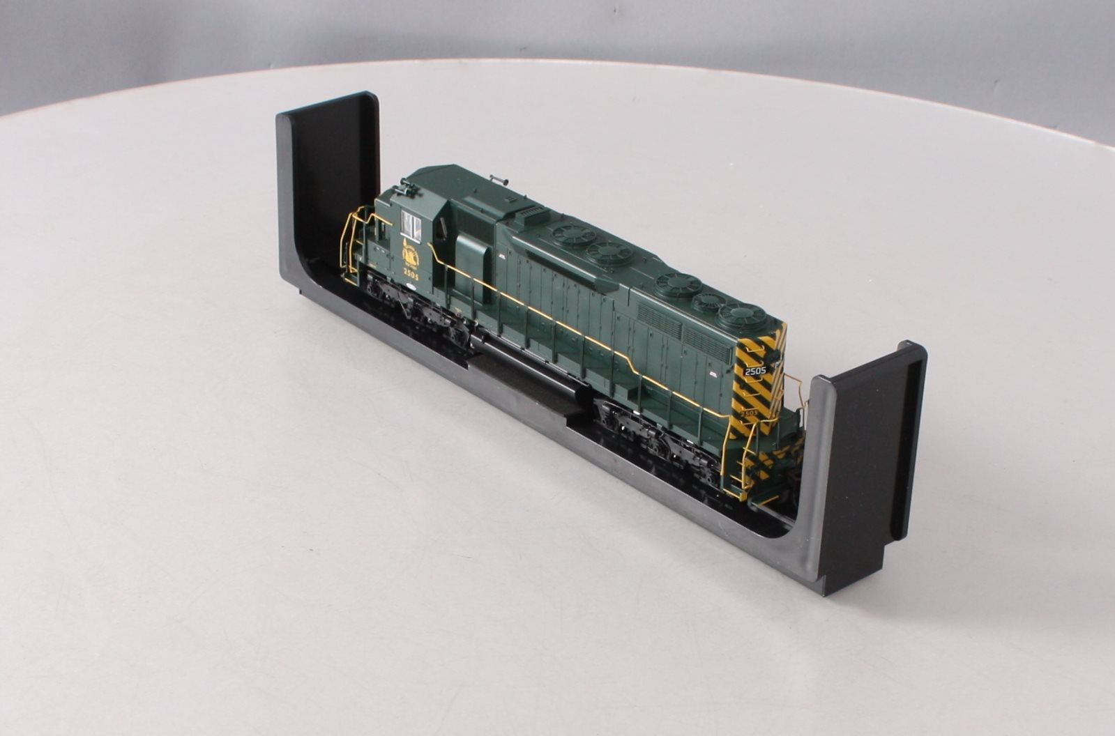Atlas 10002748 HO Jersey Central SD-35 Diesel Locomotive #2505