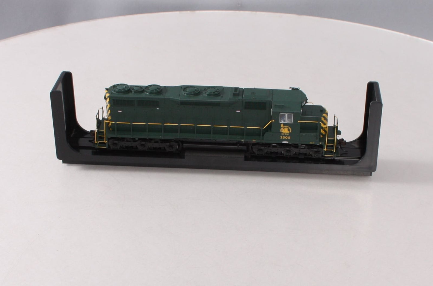 Atlas 10002748 HO Jersey Central SD-35 Diesel Locomotive #2505