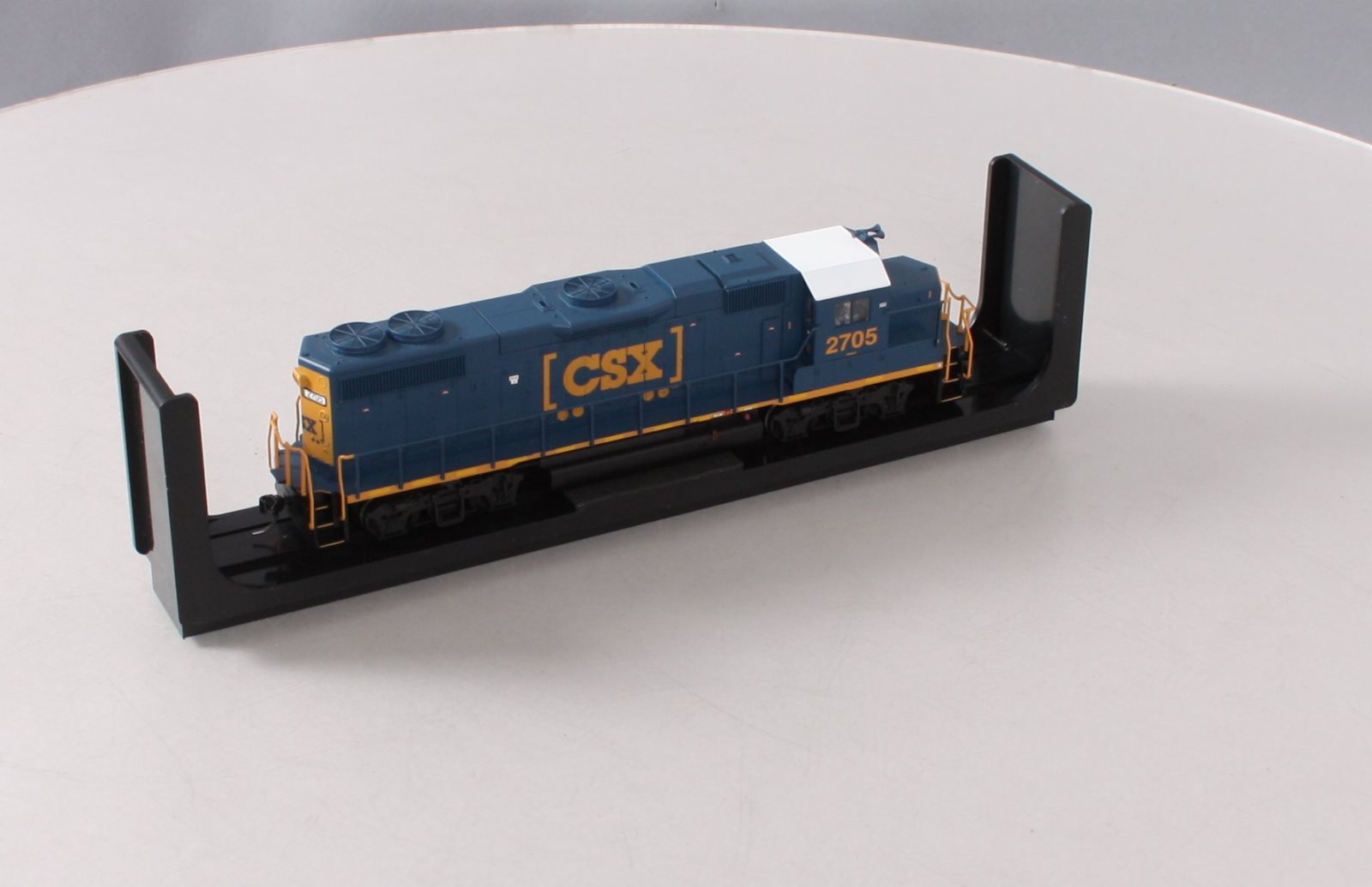 Atlas 10001747 HO CSX EMD GP38-2 Diesel Engine #2705
