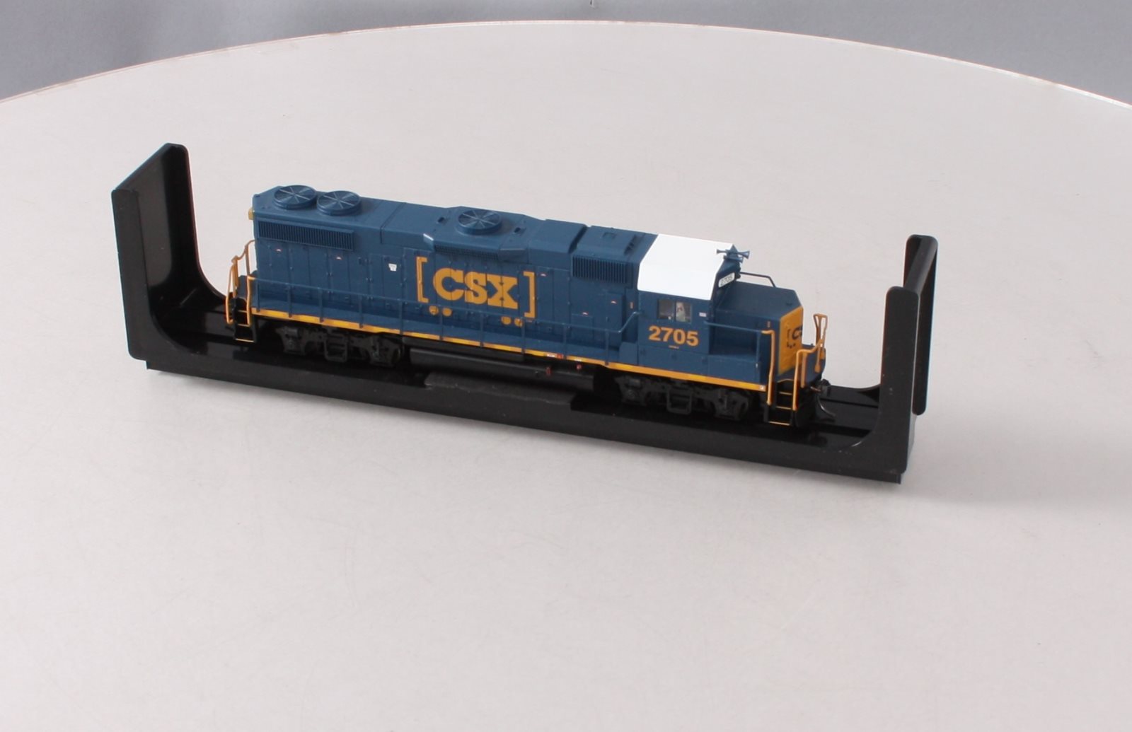 Atlas 10001747 HO CSX EMD GP38-2 Diesel Engine #2705
