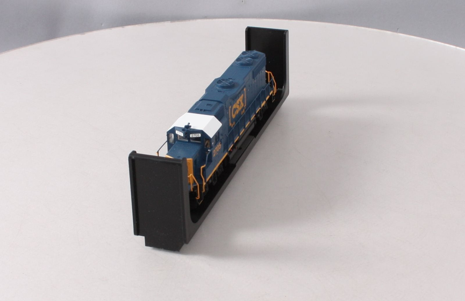 Atlas 10001747 HO CSX EMD GP38-2 Diesel Engine #2705