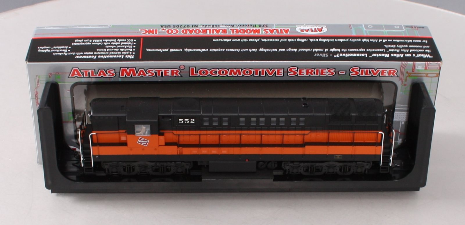 Atlas 10002223 HO Milwaukee Road TrainMaster Diesel Locomotive #552