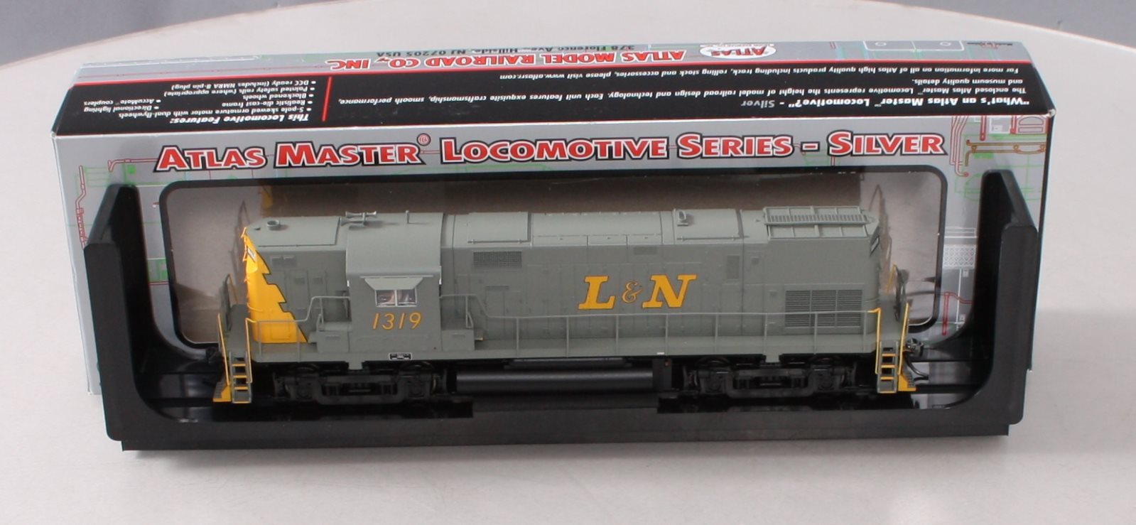 Atlas 10001997 HO Louisville & Nashville C420 Phase 2A Locomotive #1319