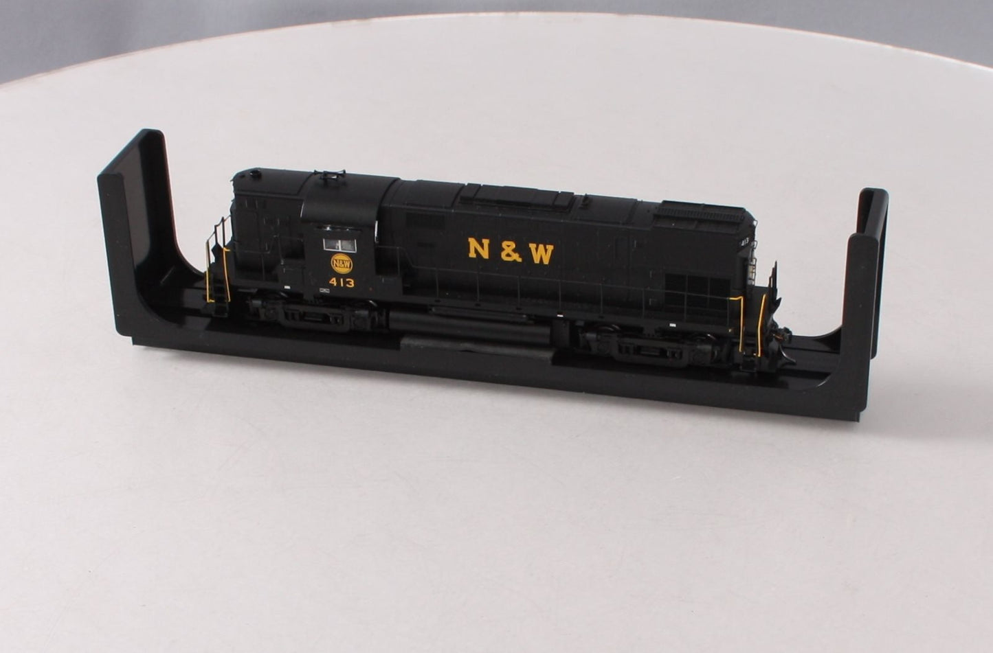 Atlas 10001985 HO Norfolk & Western C420 Phase 2A High Nose Locomotive #413