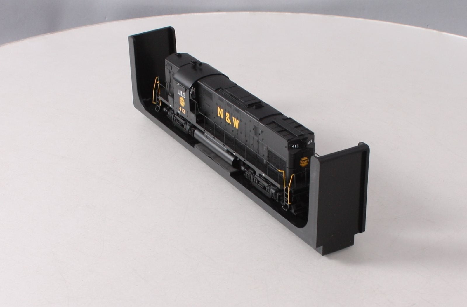 Atlas 10001985 HO Norfolk & Western C420 Phase 2A High Nose Locomotive #413