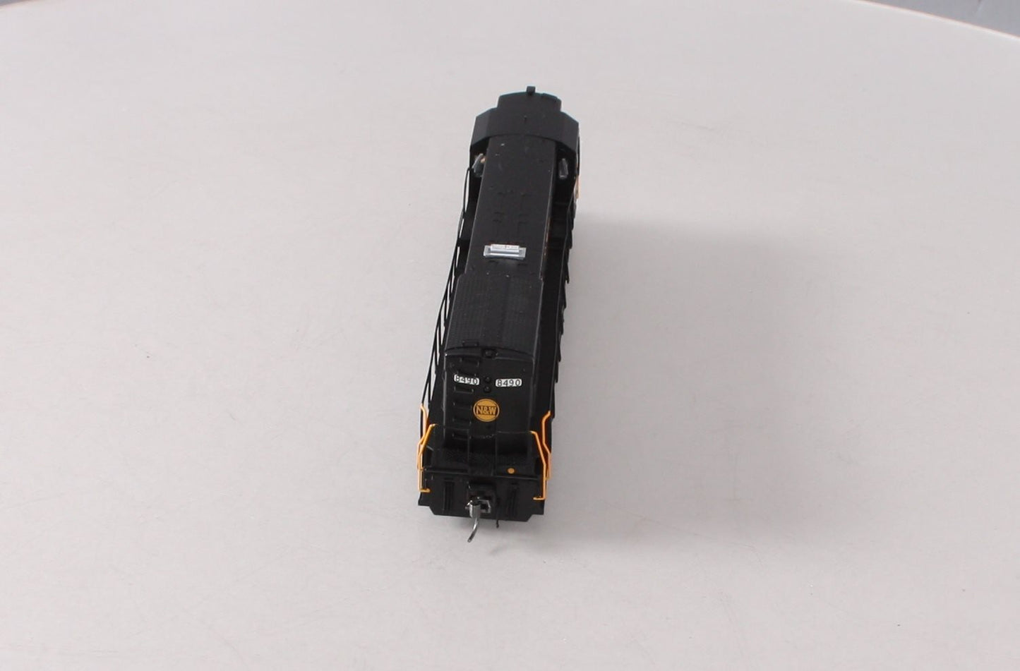 Atlas 10001166 HO Norfolk Western U30B Silver Diesel #8490