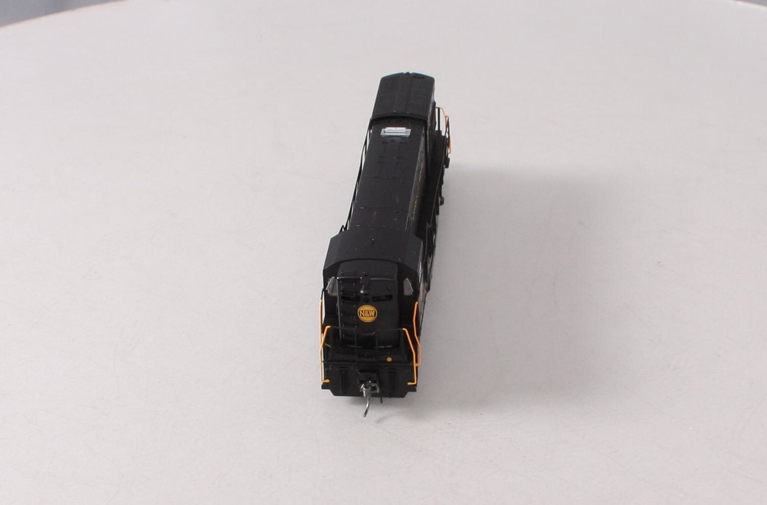 Atlas 10001166 HO Norfolk Western U30B Silver Diesel #8490