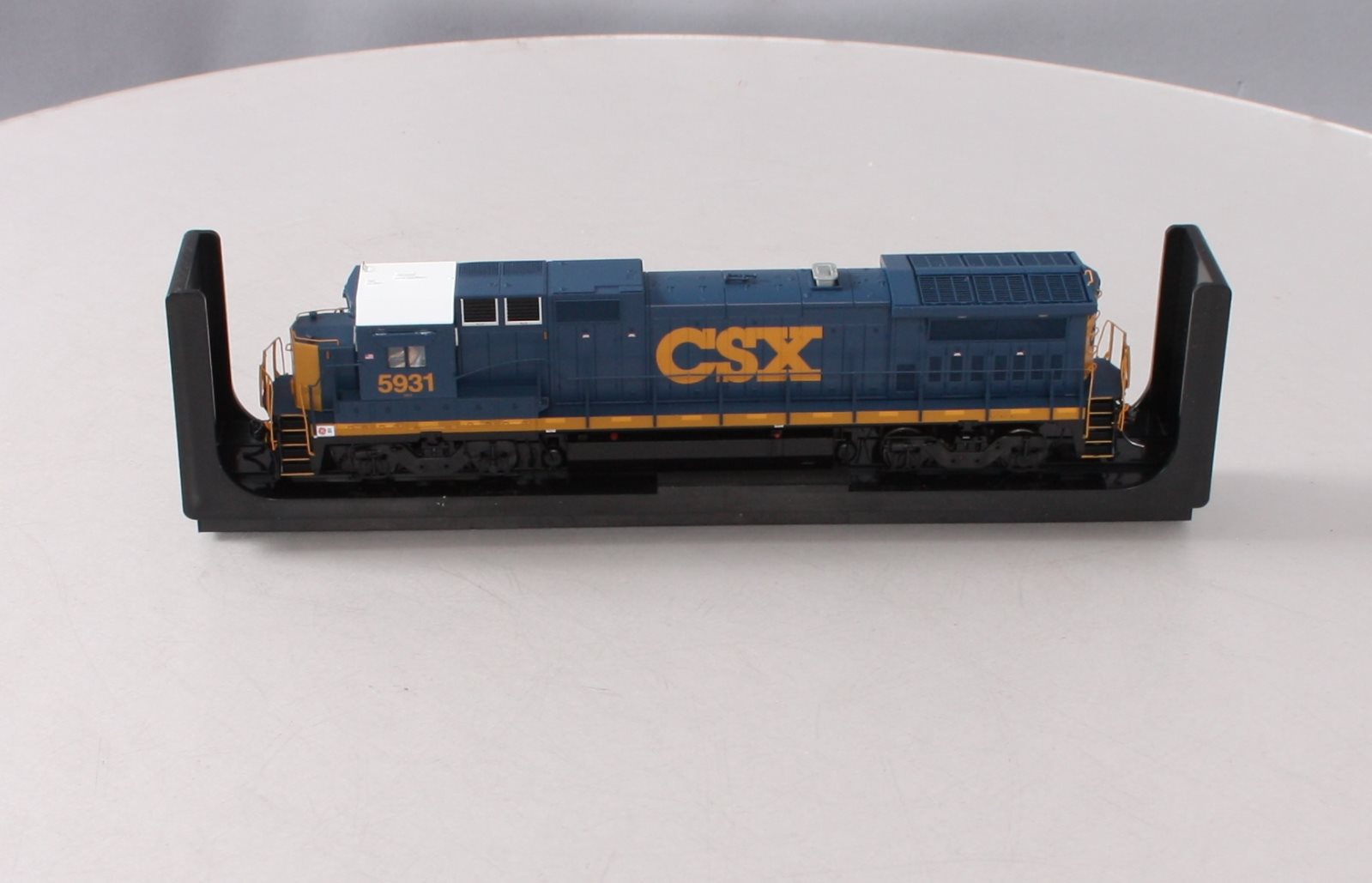 Atlas 10001798 HO CSX GE DASH 8-40B #5931