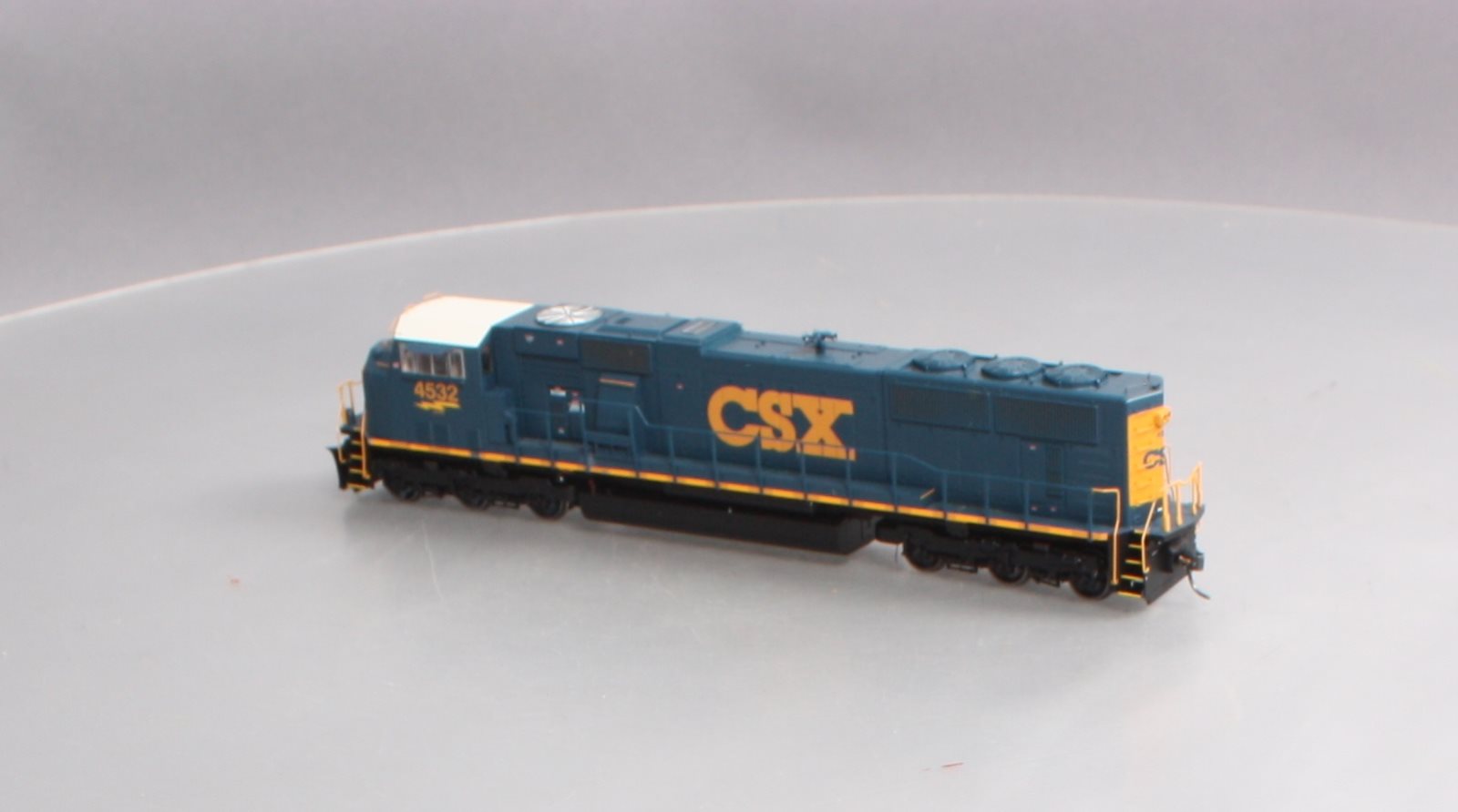 Athearn G64795 HO CSX SD70MAC Phase VIIIb Diesel Locomotive #4532