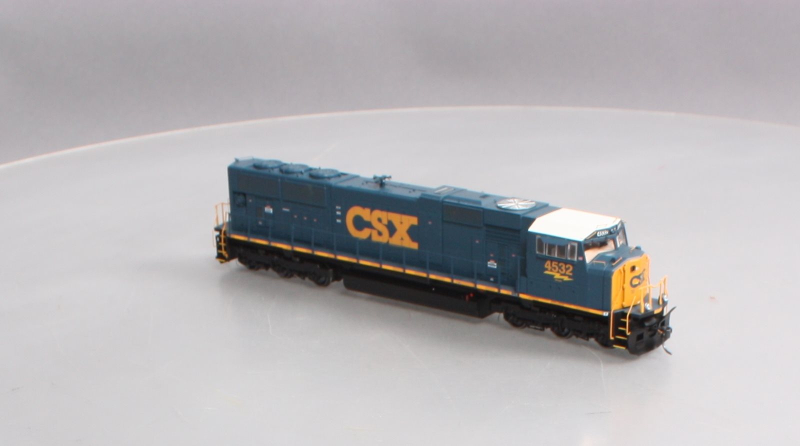 Athearn G64795 HO CSX SD70MAC Phase VIIIb Diesel Locomotive #4532
