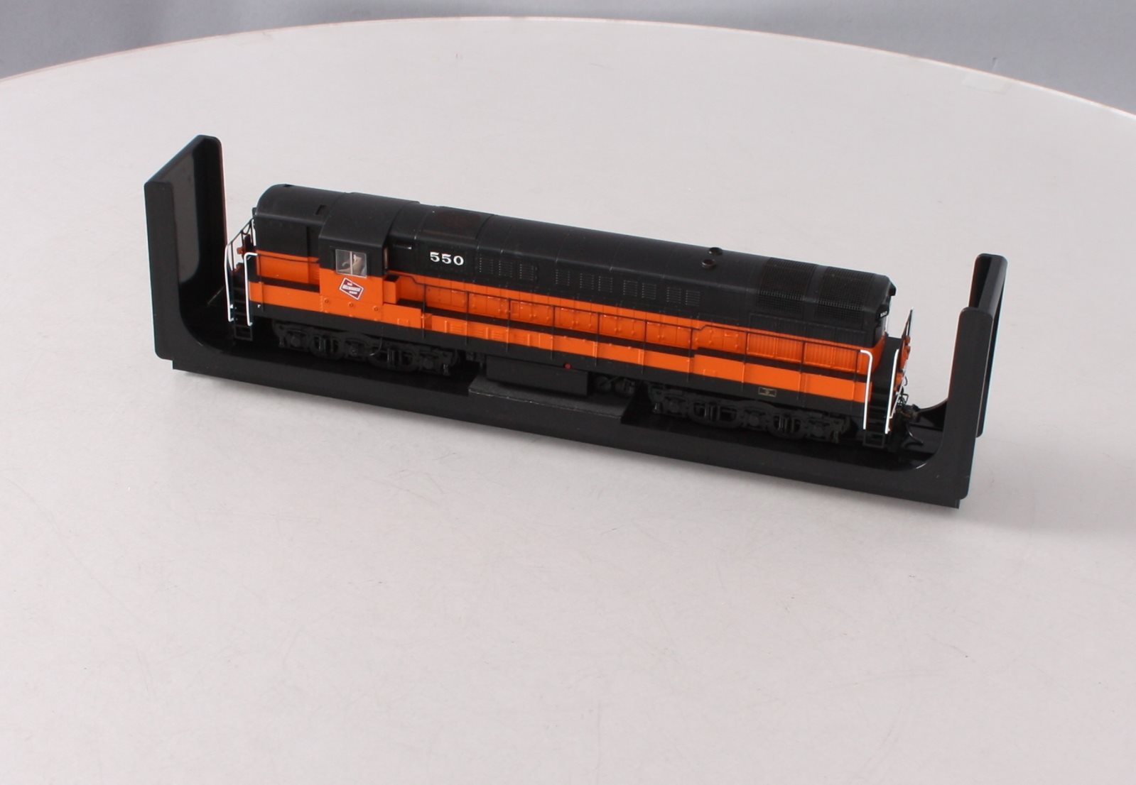 Atlas 10002225 HO Milwaukee Road TrainMaster Locomotive #550