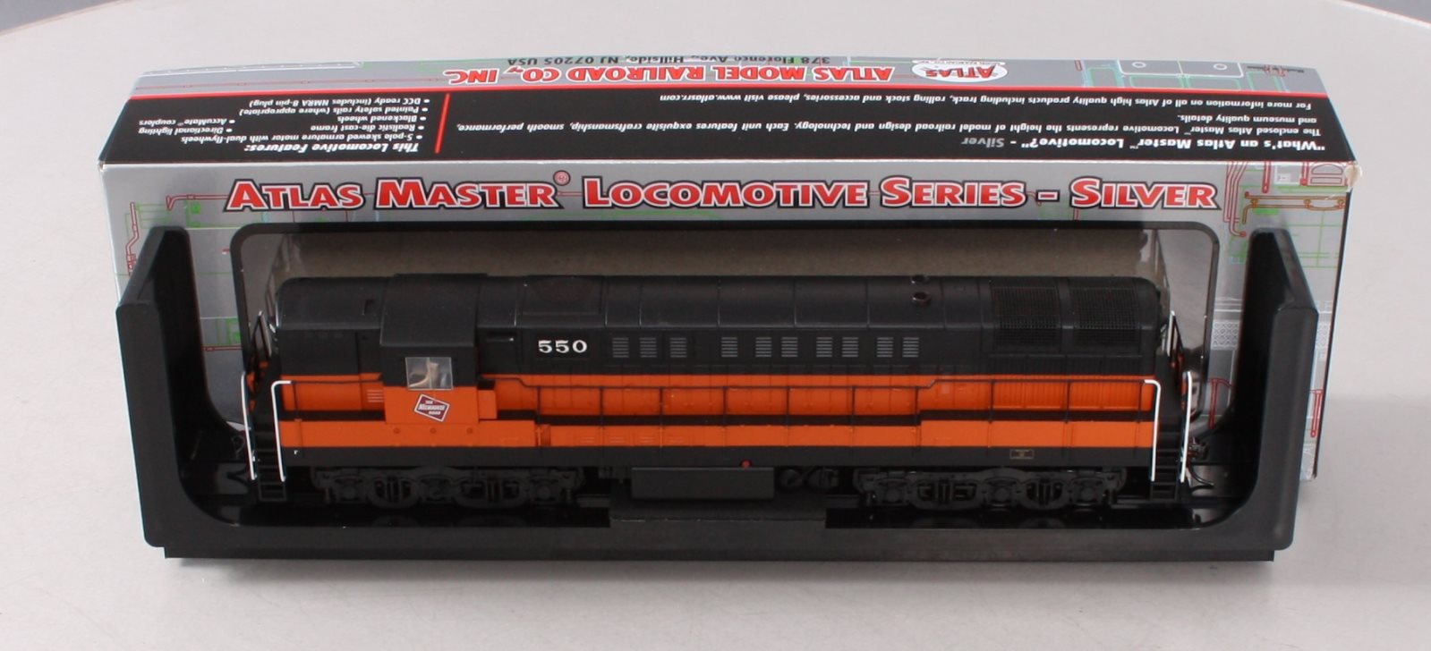 Atlas 10002225 HO Milwaukee Road TrainMaster Locomotive #550
