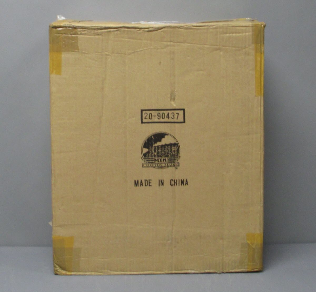 MTH 20-90437 O CSX 3-Bay Centerflow Hopper Car Set (Set of 6)
