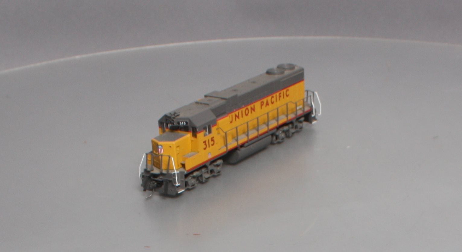 MTH 85-2036-1 HO Union Pacific GP38-2 Diesel Engine with Proto-Sound 3 #307
