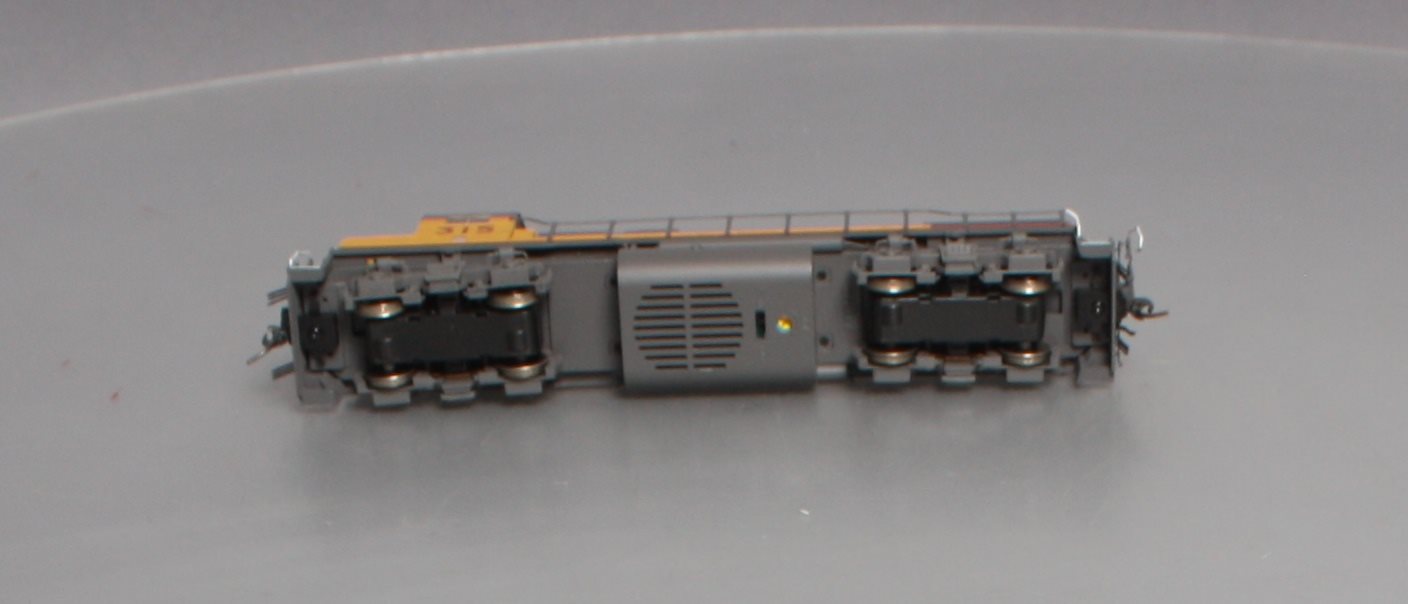 MTH 85-2036-1 HO Union Pacific GP38-2 Diesel Engine with Proto-Sound 3 #307