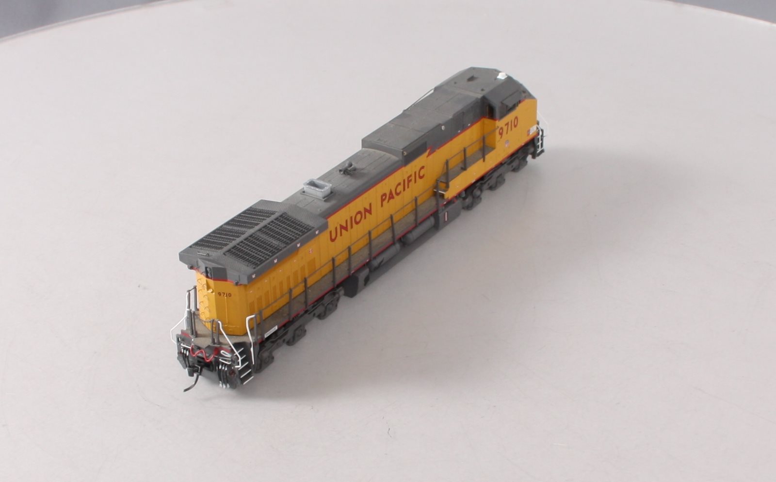 MTH 80-2309-1 HO Union Pacific Dash-9 Diesel Engine with Proto-Sound 3 #9710