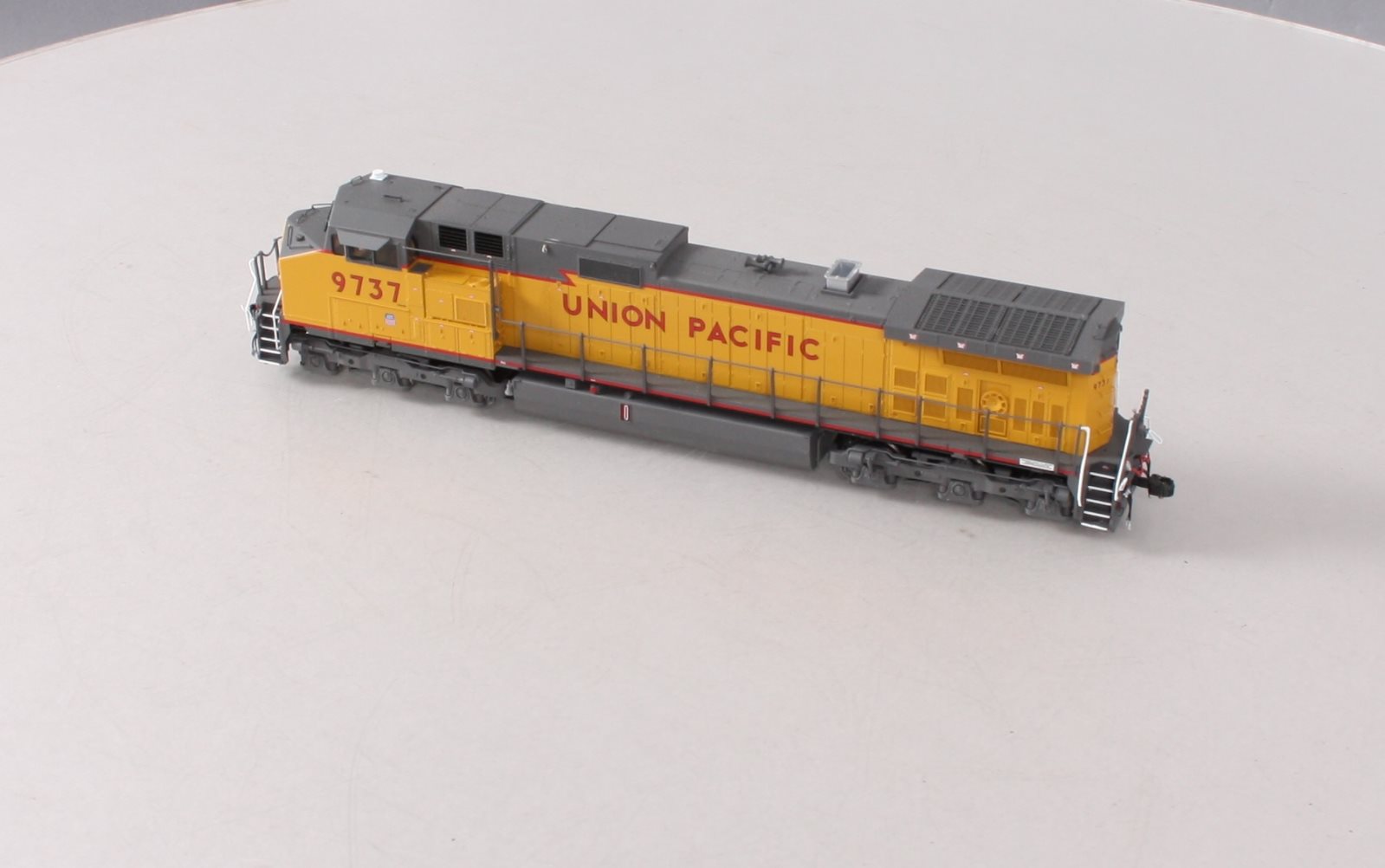 MTH 80-2311-1 HO Union Pacific Dash-9 Diesel Engine with Proto-Sound 3 #9737
