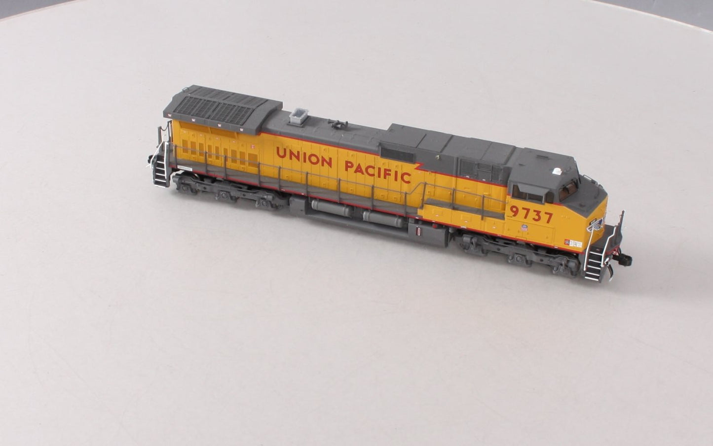MTH 80-2311-1 HO Union Pacific Dash-9 Diesel Engine with Proto-Sound 3 #9737