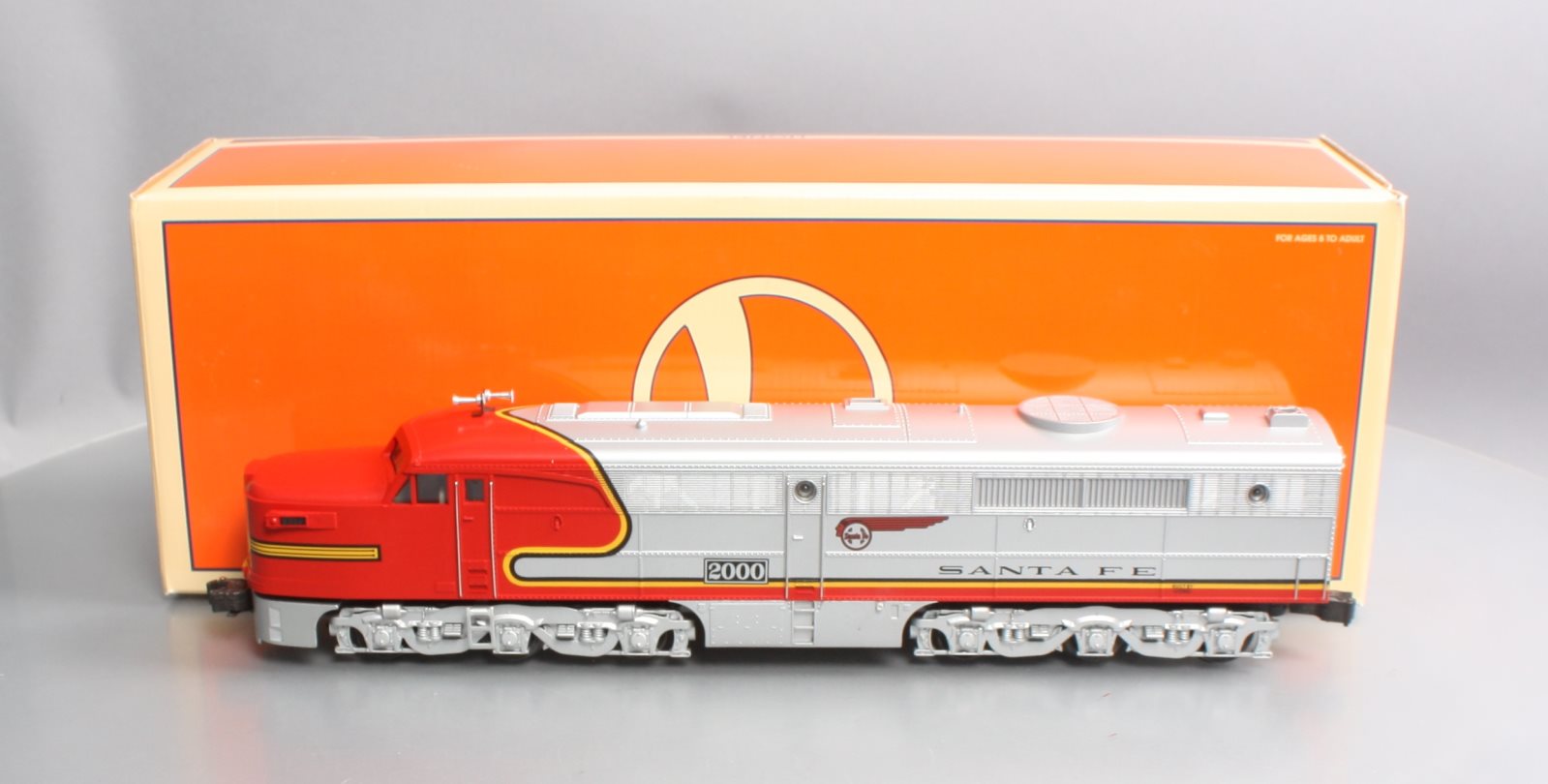 Lionel 6-18952 O Gauge ATSF Alco PA-1 Powered Diesel Locomotive #2000