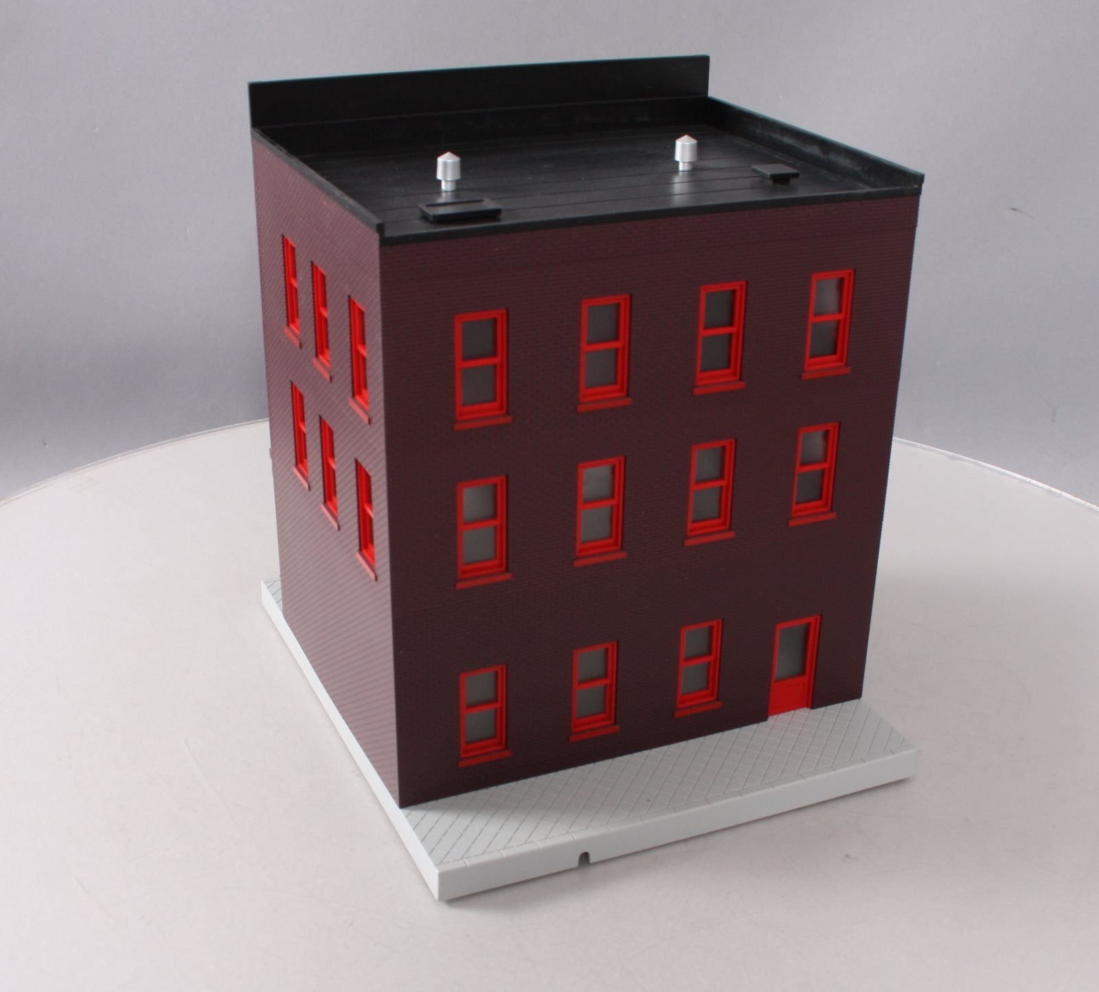 MTH 3090441 O Pennsylvania 3-Story City Fully Assembled & Light InteriorBuilding