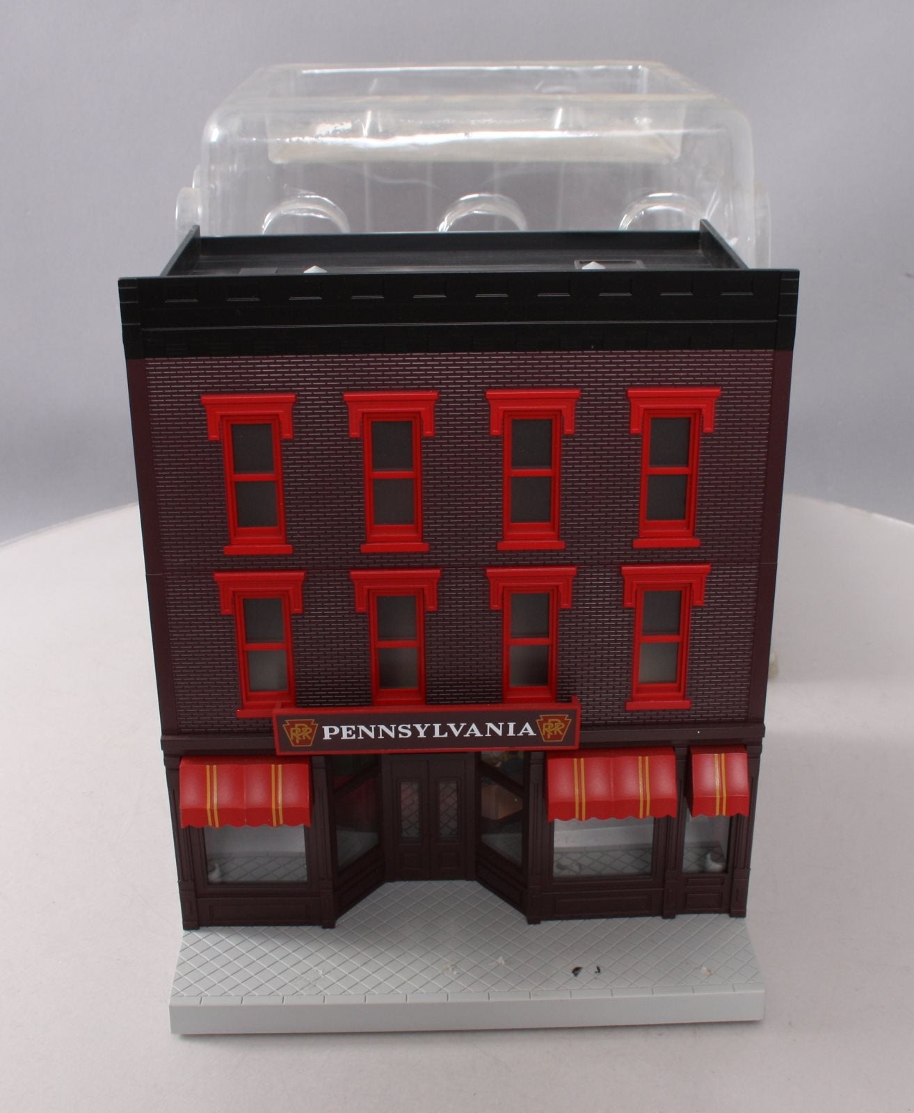 MTH 3090441 O Pennsylvania 3-Story City Fully Assembled & Light InteriorBuilding