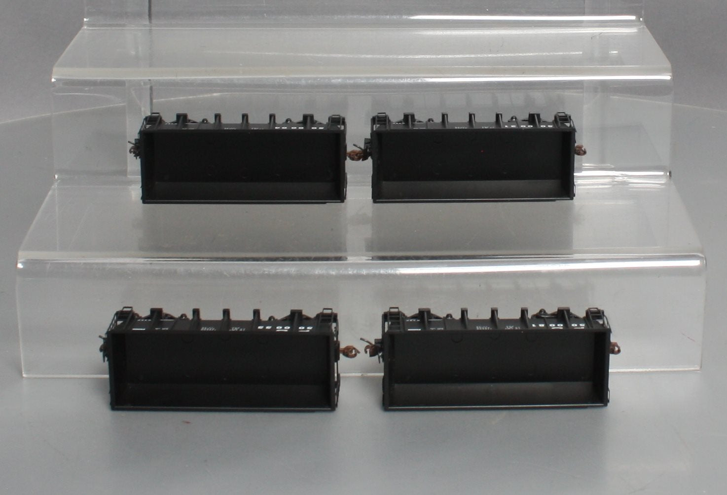 Athearn 97696 HO Penn Central 26' Low-Side Ore Car 4-Car Set - RTR
