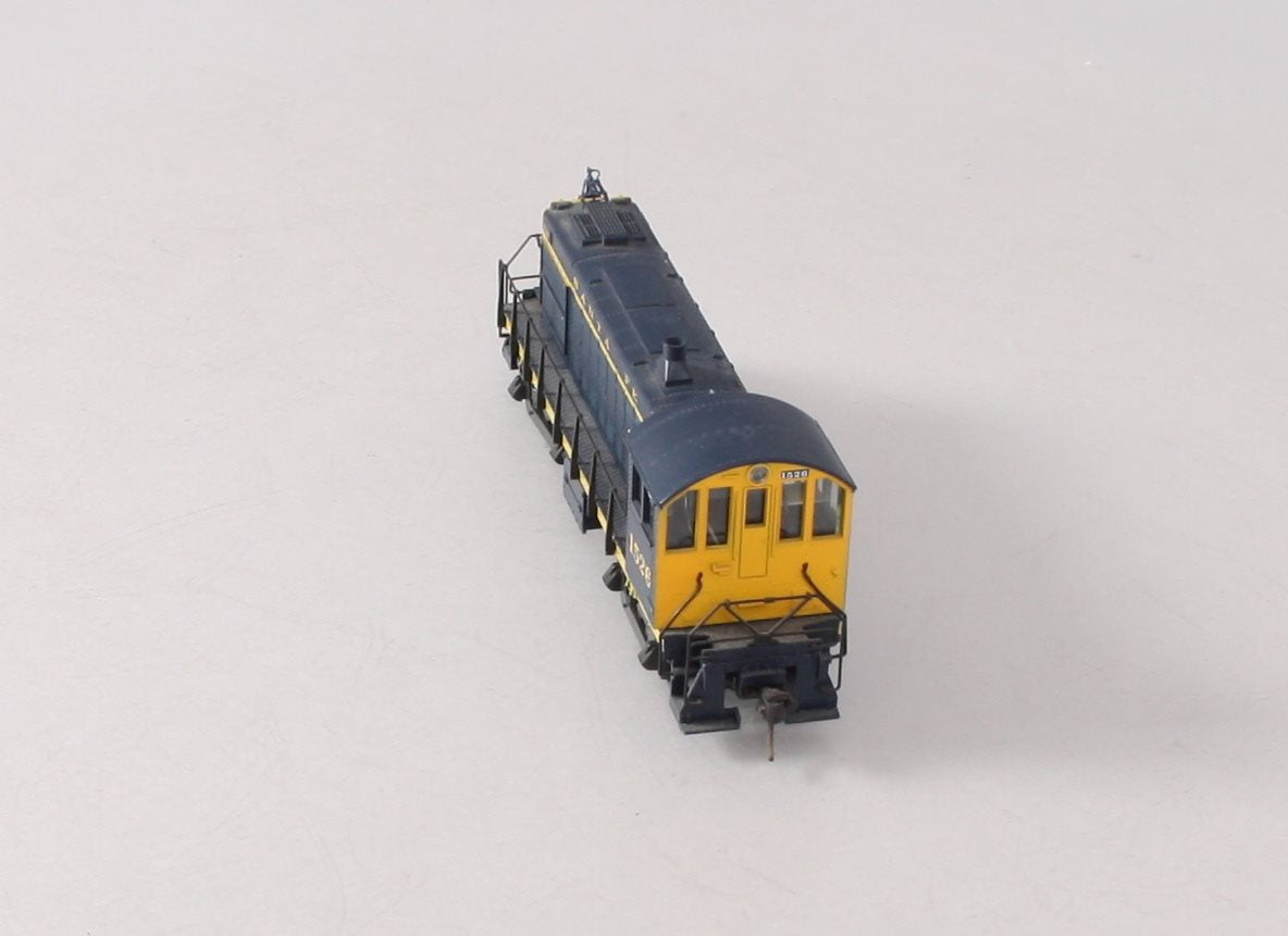 Atlas 8277 HO Scale Sante Fe S-4 Diesel Locomotive #1526