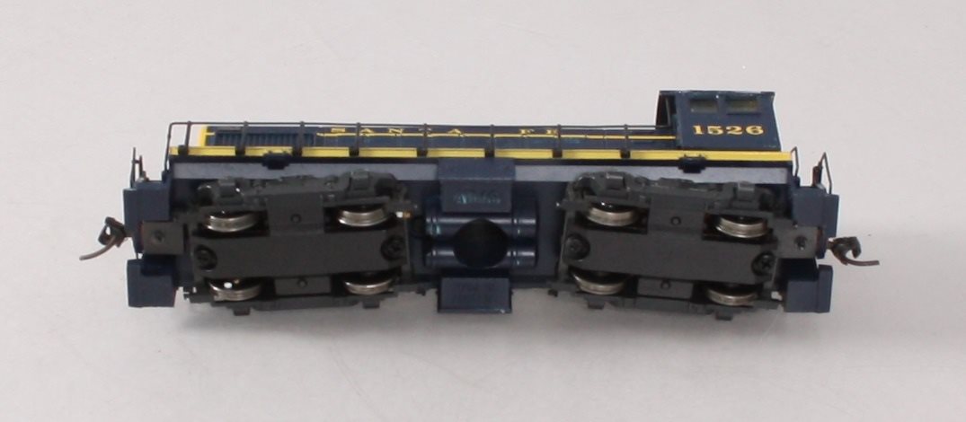 Atlas 8277 HO Scale Sante Fe S-4 Diesel Locomotive #1526