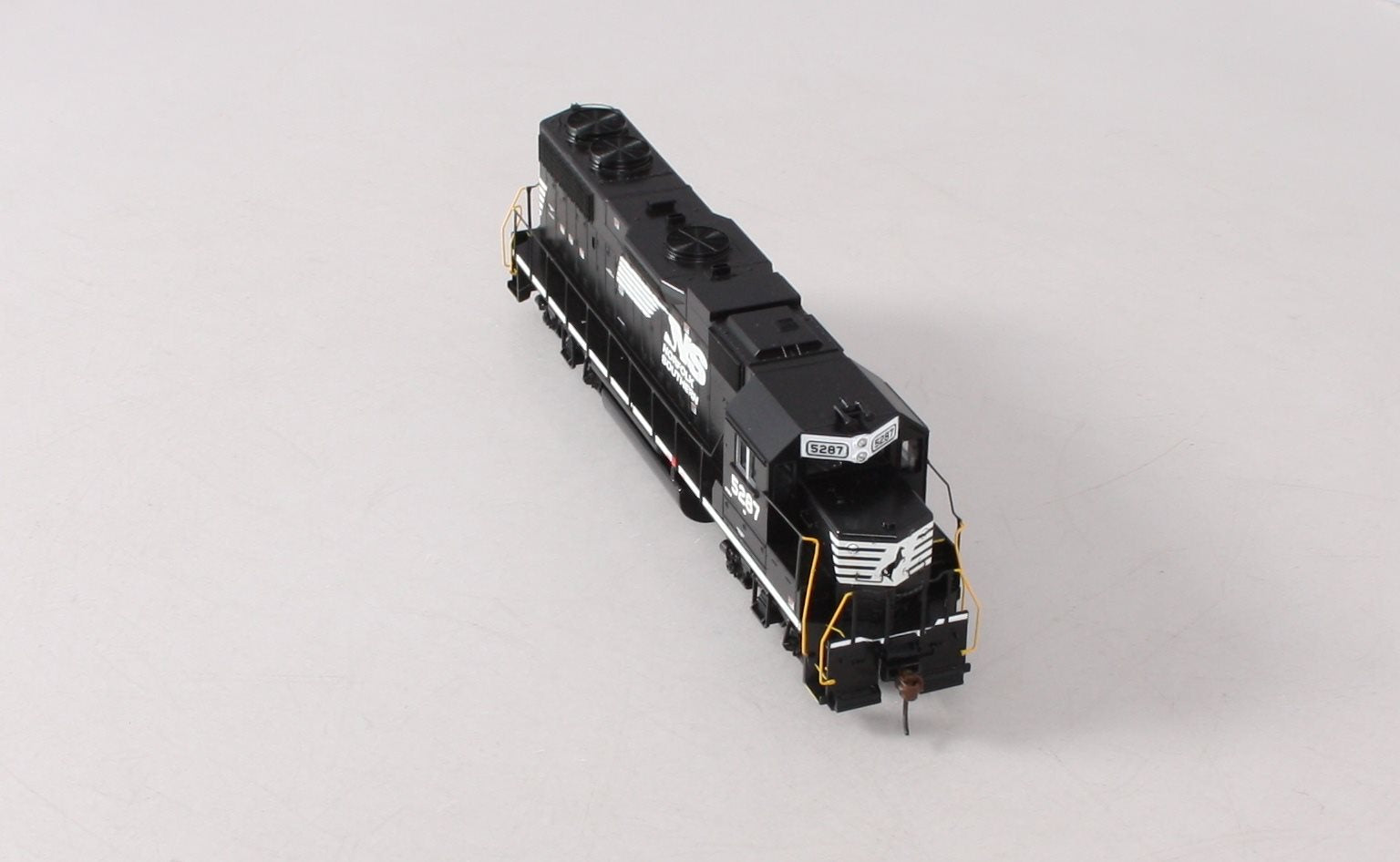 Athearn 80183 HO Scale Norfolk Southern GP38-2 Diesel Locomotive #5287