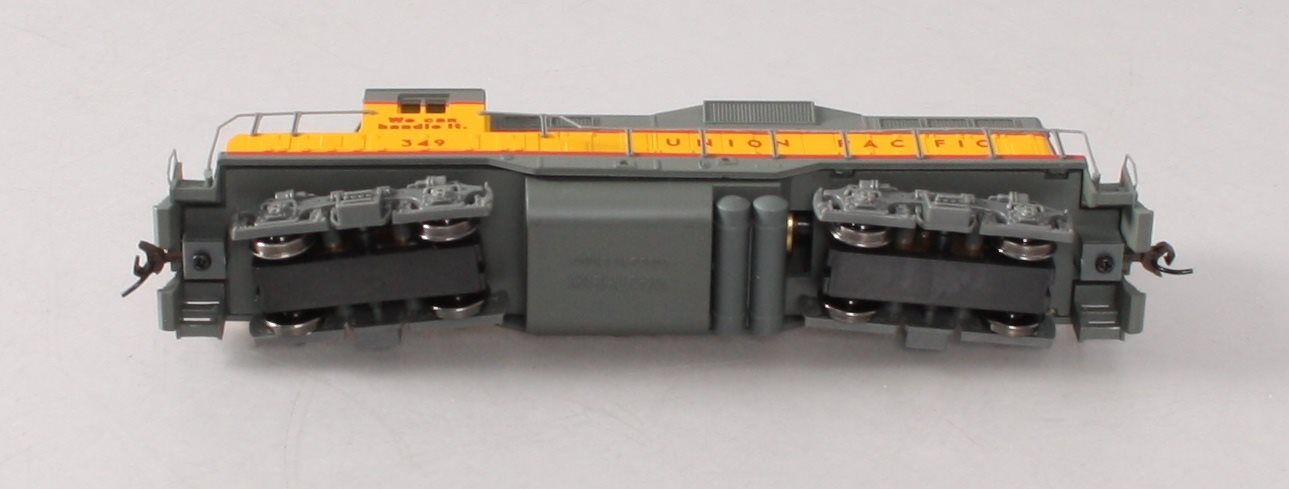 Walthers 931-454 HO Union Pacific(R) EMD GP9M Diesel Locomotive Standard DC #349