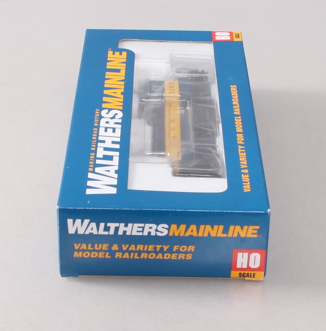 Walthers 910-9224 HO Alaska Railroad EMD SW1 Diesel Locomotive #1202