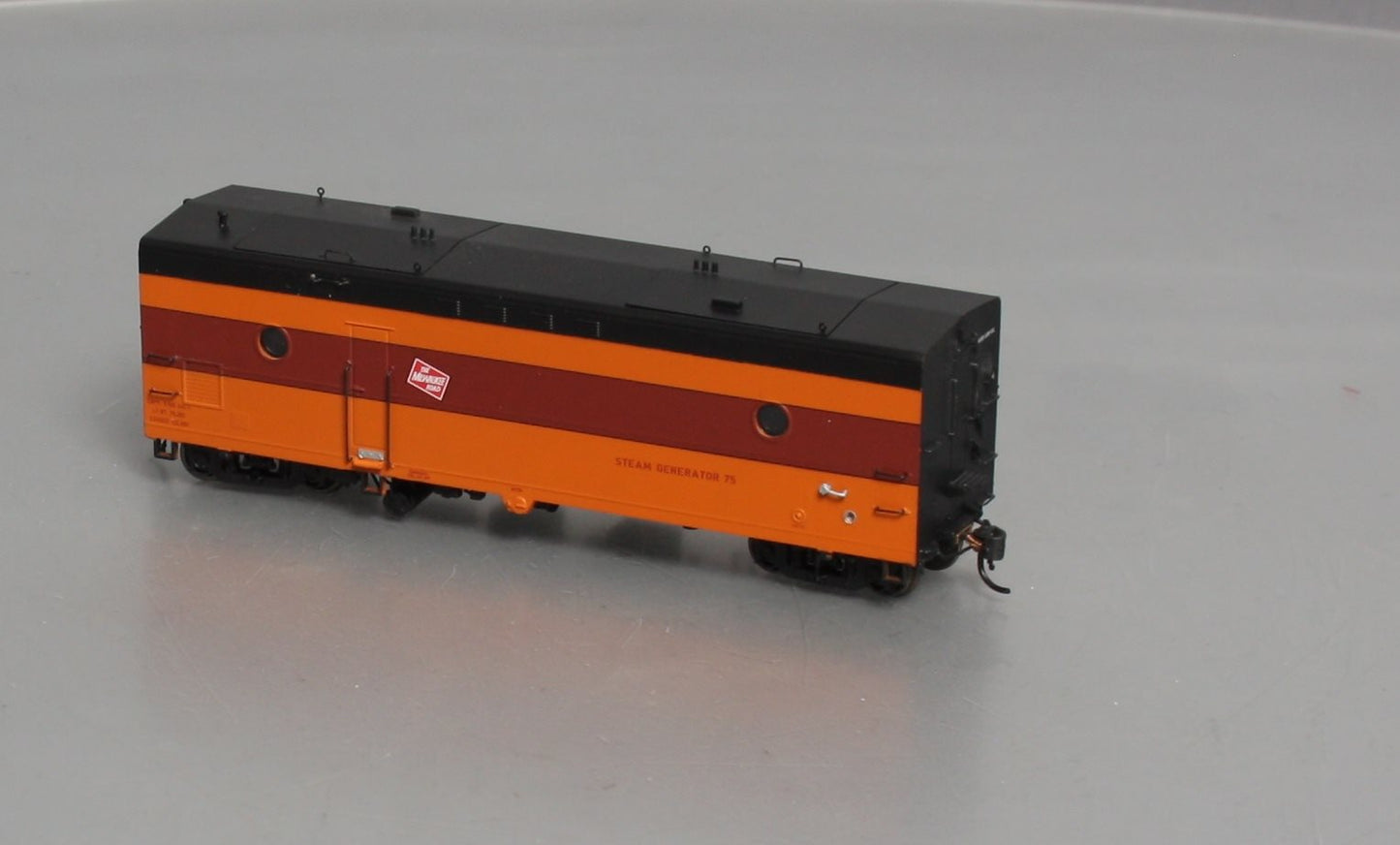 Rapido Trains 107169 HO Milwaukee Road Steam Generator Car #71 (1950 Scheme)
