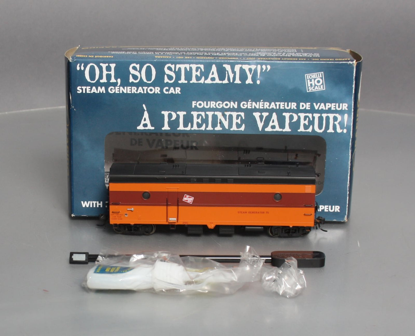 Rapido Trains 107169 HO Milwaukee Road Steam Generator Car #71 (1950 Scheme)