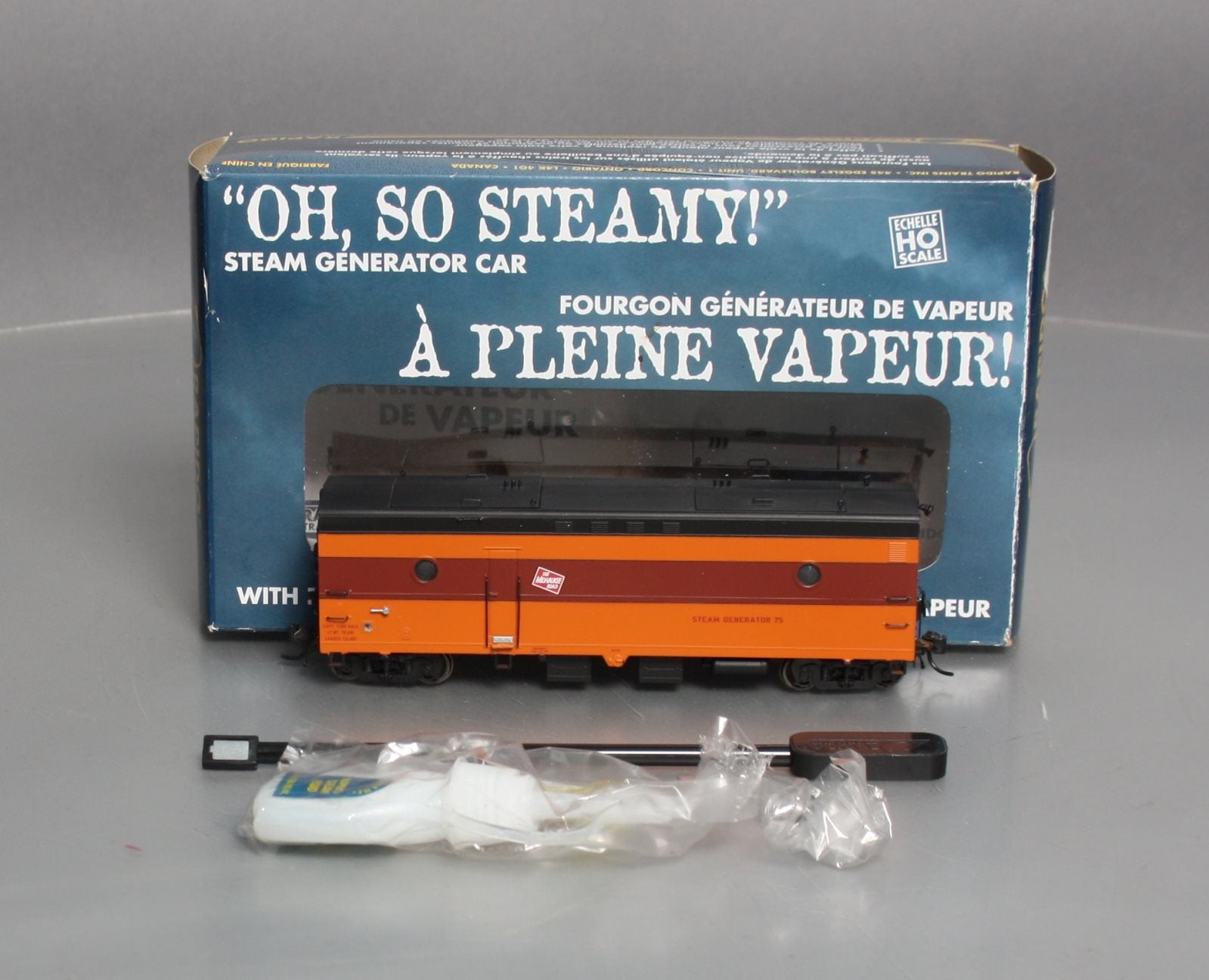 Rapido Trains 107169 HO Milwaukee Road Steam Generator Car #71 (1950 Scheme)