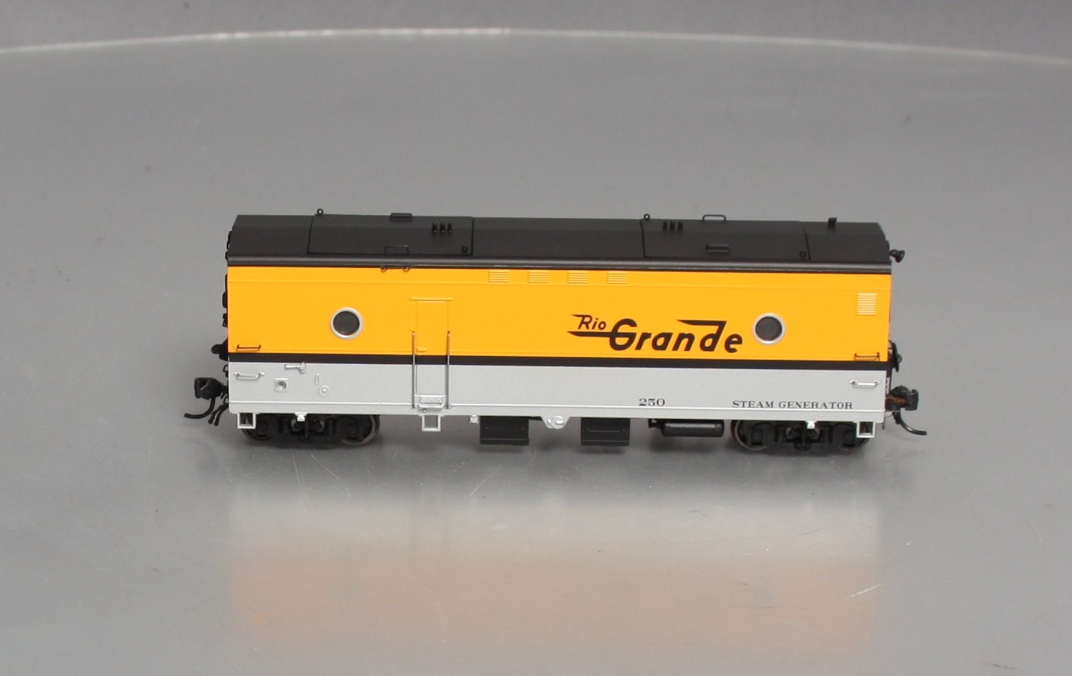 Rapido Trains 107164 HO Denver & Rio Grande Western Steam Generator Car #250