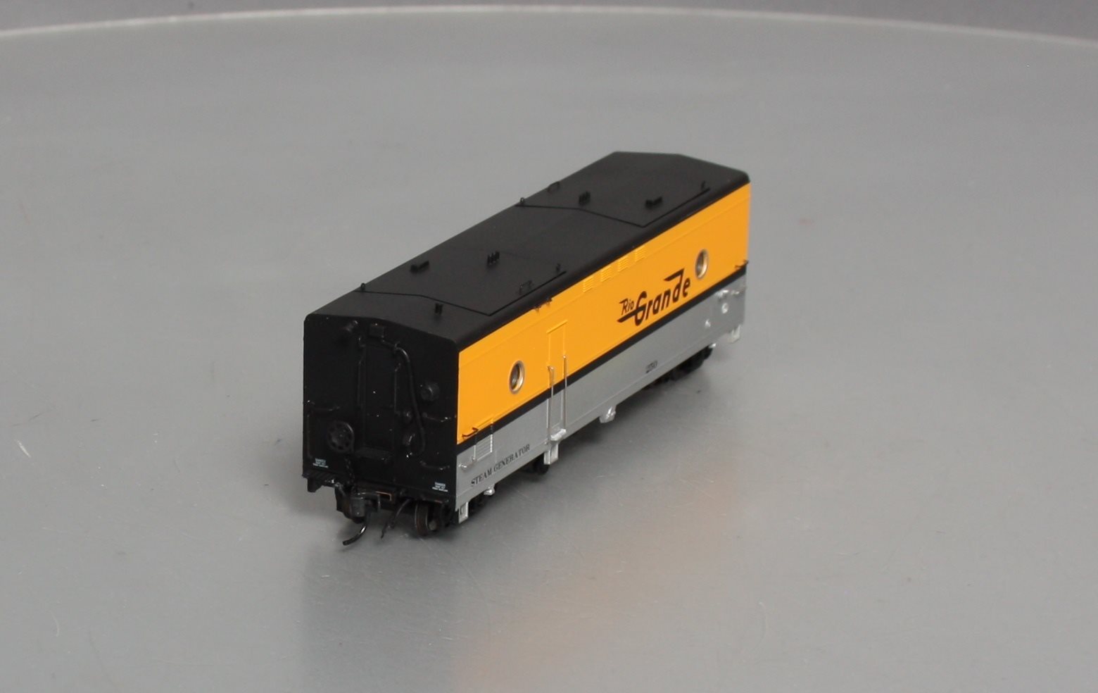 Rapido Trains 107164 HO Denver & Rio Grande Western Steam Generator Car #250